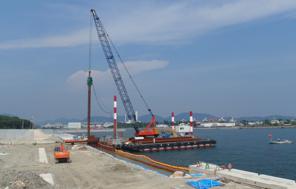 赤穂港耐震化工事